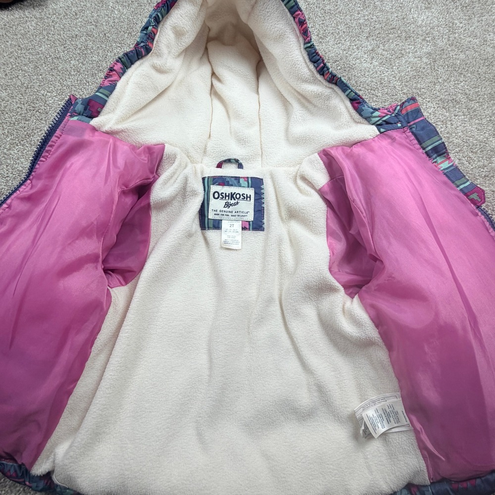 OshKosh B'gosh Toddler Girls 2T Purple Pink Geometric Fleece Lined Puffer Jacket